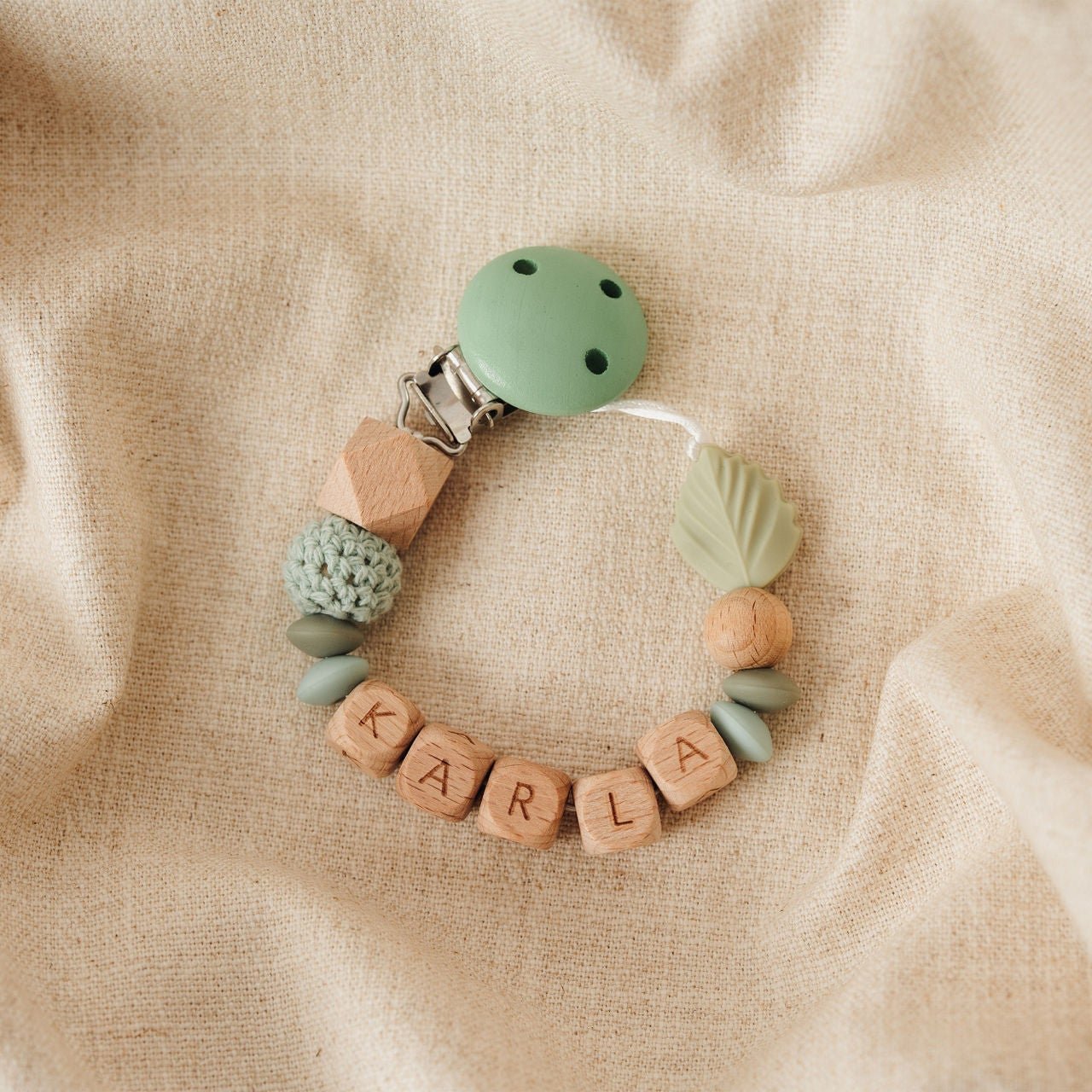 Schnullerkette personalisiert mit Namen – grün
