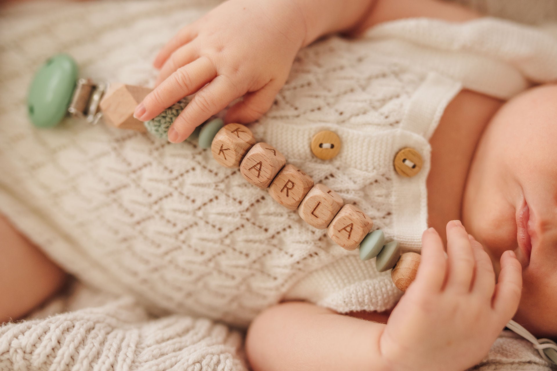 Schnullerkette personalisiert mit Namen – grün