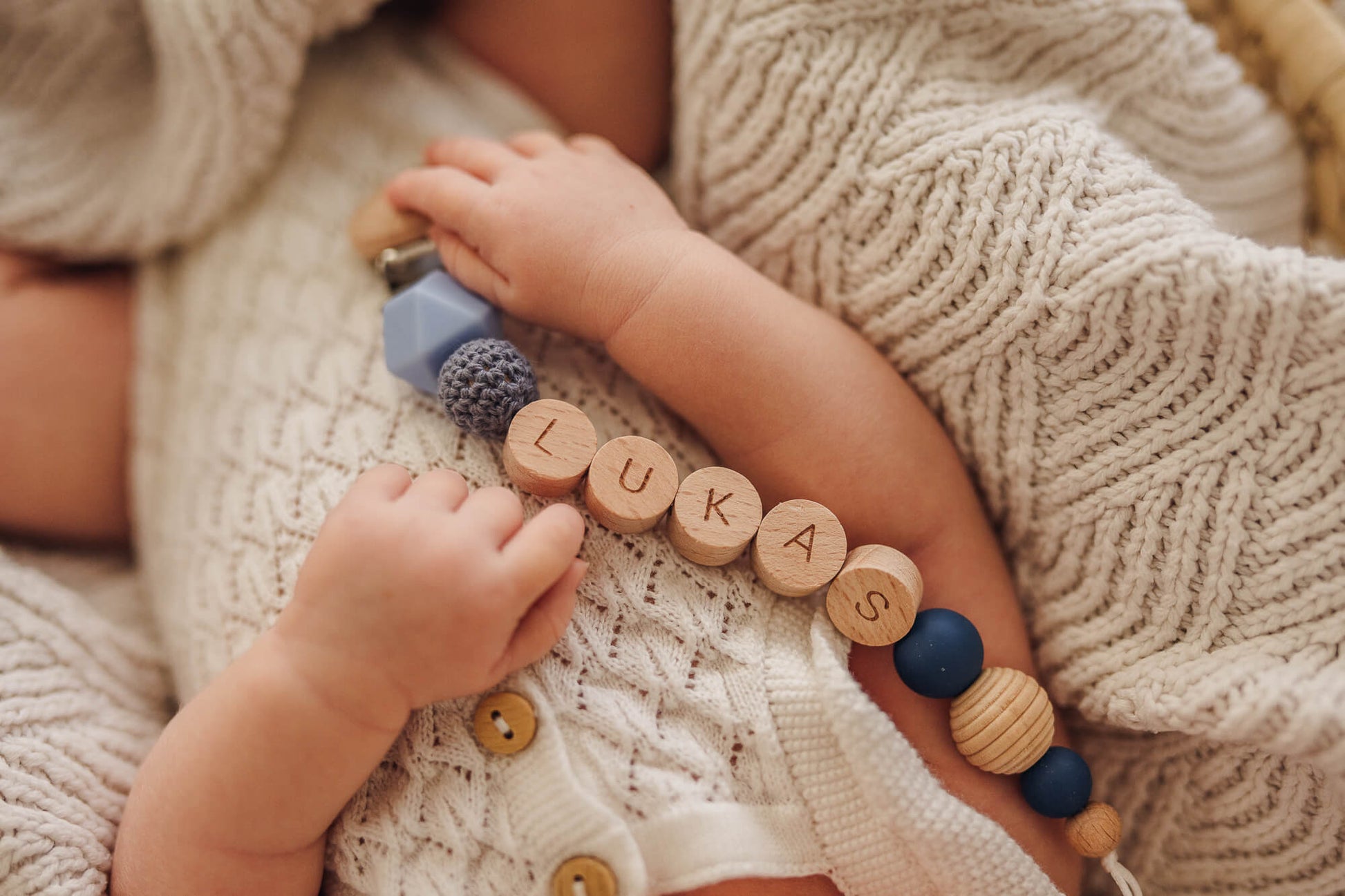 Schnullerkette personalisiert mit Namen rund – blau