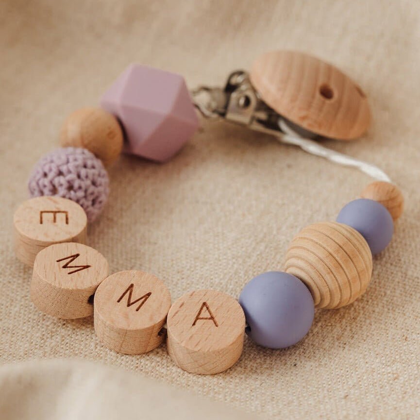 Schnullerkette personalisiert mit Namen rund – lila